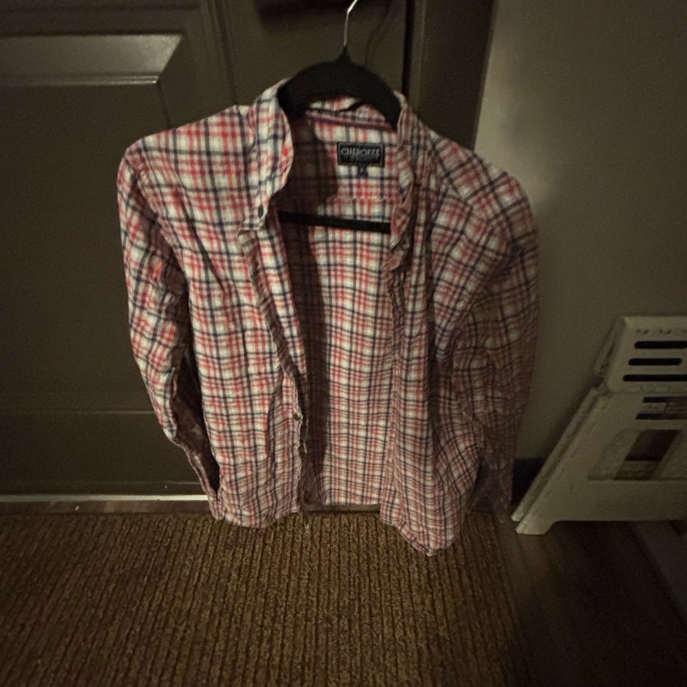 Cherokee Plaid Button-Up Shirt in White and Red